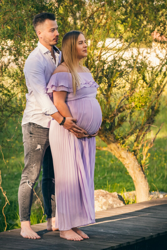 procházka u rybníka